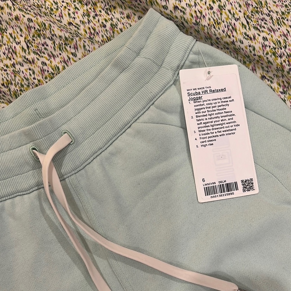 Lululemon Scuba Relaxed Jogger